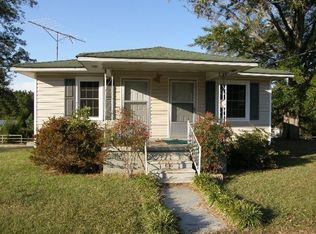 450 Old Hutchinson Mill Rd, Lagrange, GA 30240