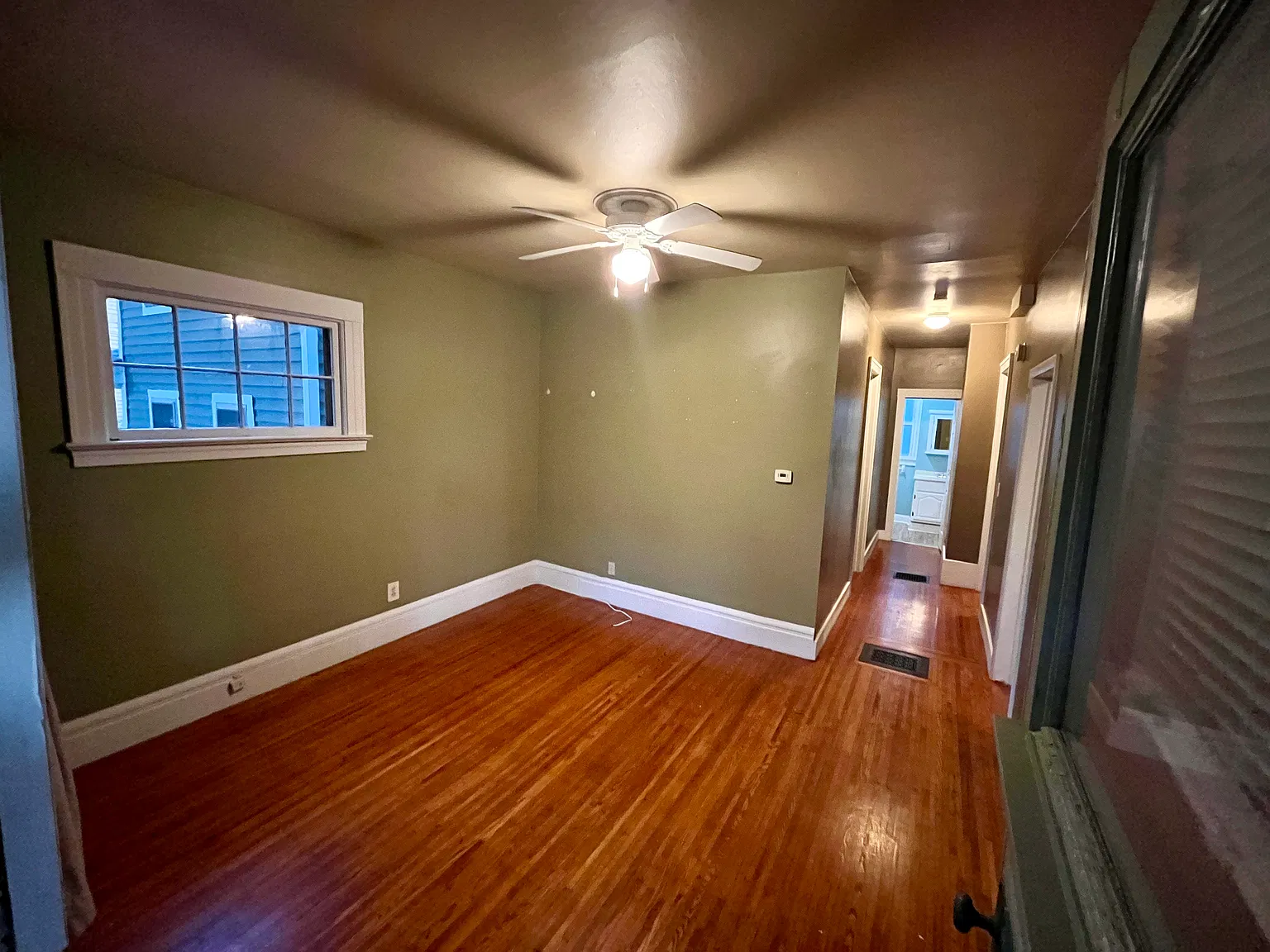 2 bed, 825 sqft, $1,500 — Photo 4