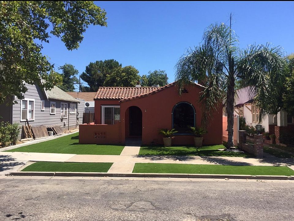 1st image of 722 13th St