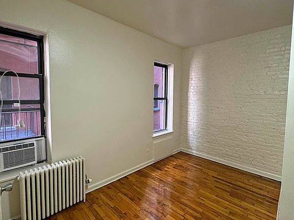 4th image of 226 E 29th St APT 2G