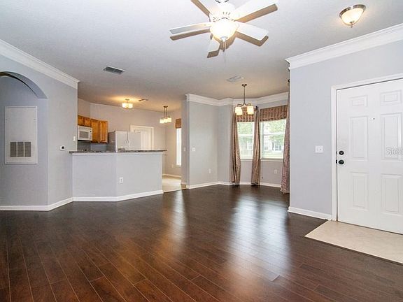 4th image of 10422 Villa View Cir