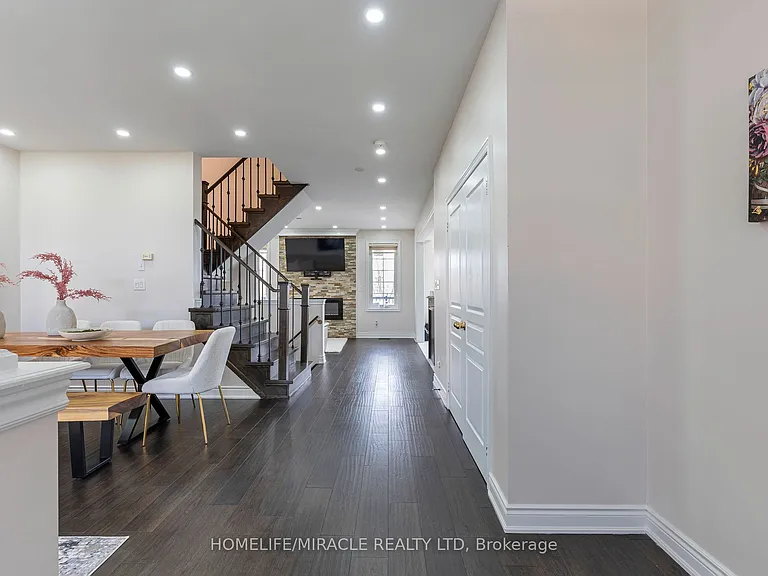 2343 Falling Green Dr — Photo 6