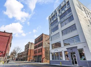 200 W Jackson Ave APT 504, Knoxville, TN 37902