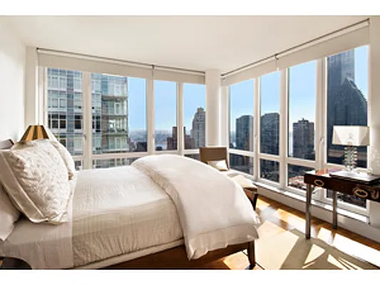 Sold by Corcoran | media 3
