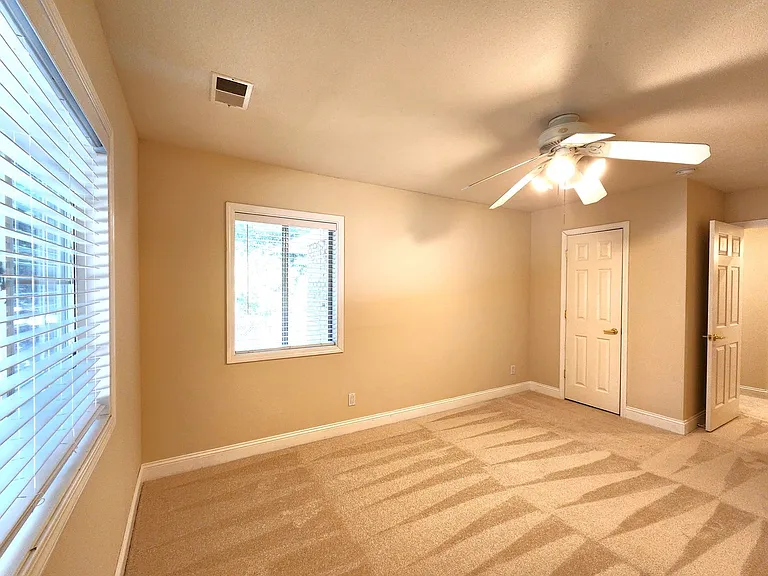 1401 Ralston Ave — Photo 17