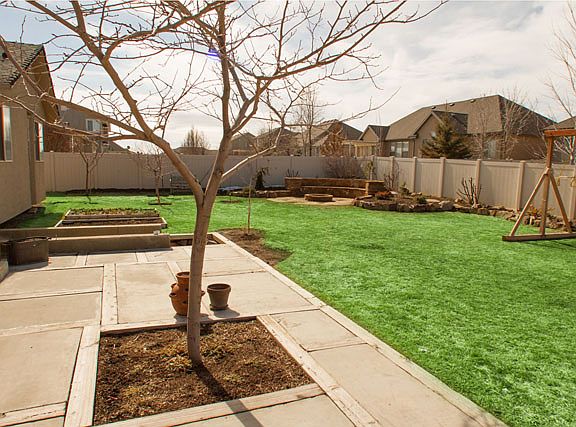 4th image of 9264 S Mountain Iris Way