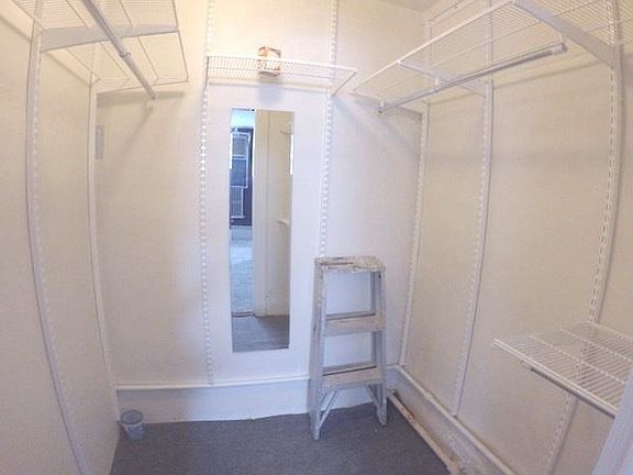 5th image of 2148 46th St #1