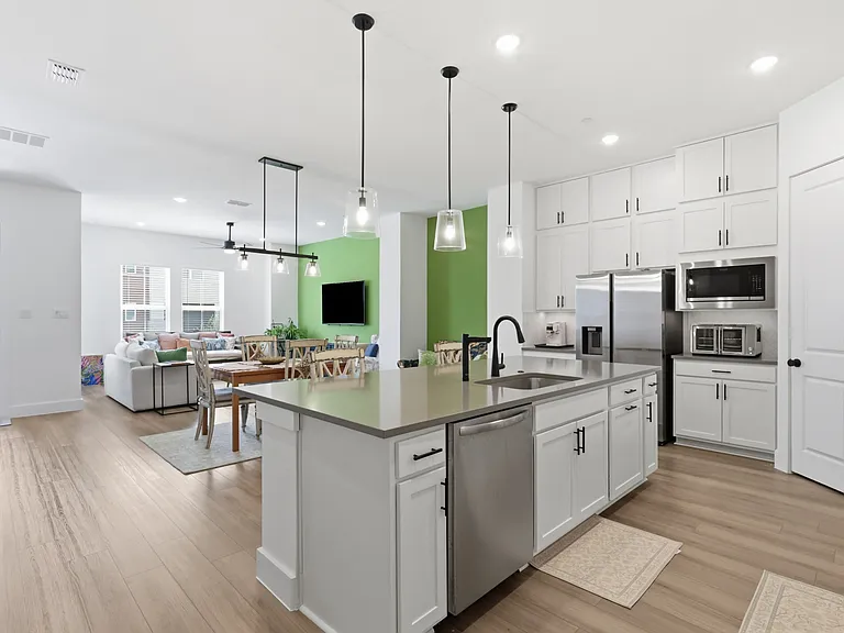 6240 Fortuna Ln — Photo 9