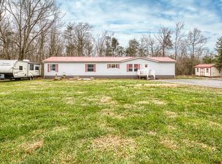 243 Taylors Chapel Rd, Crossville, TN 38572