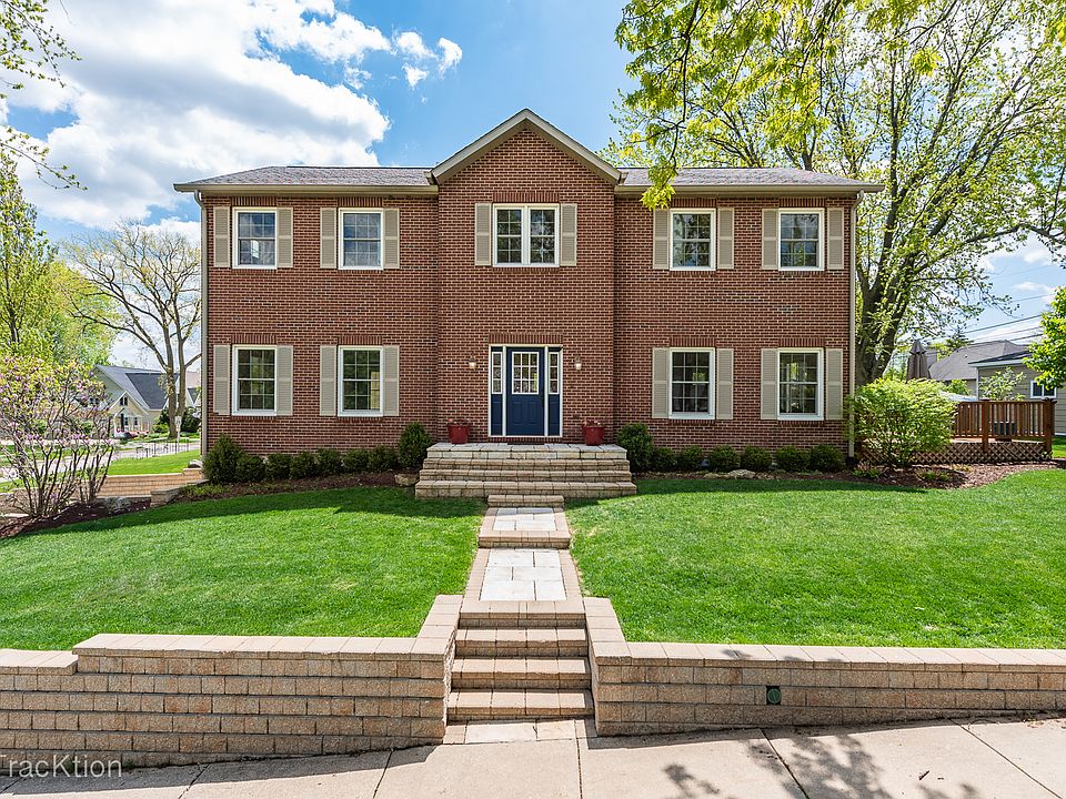1st image of 140 N Wilmette Ave