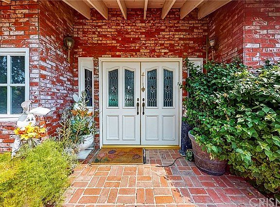 3rd image of 18171 Rosita St