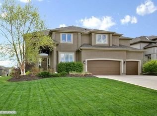 10741 W 163rd Ct, Overland Park, KS 66221