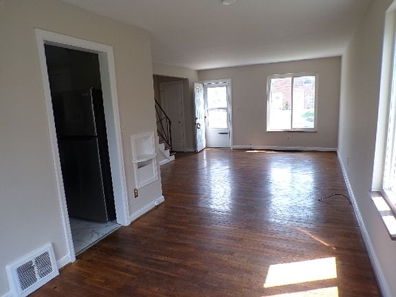 2nd image of 600 Chatham Rd