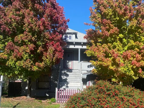 2673 Portola Way, Sacramento, CA 95818