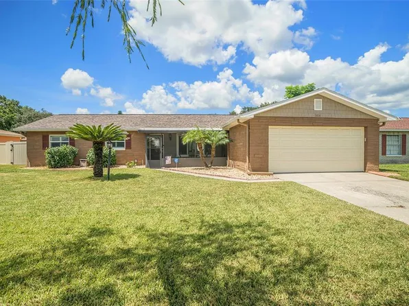3814 Upland Pl, Valrico, FL 33594