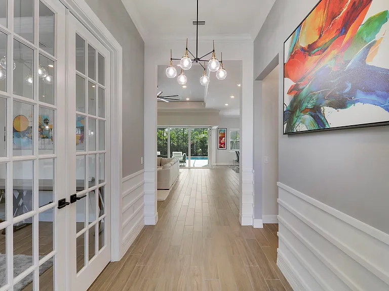 10909 Stellar Cir — Photo 4
