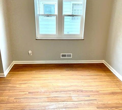 Dining room off of kitchen