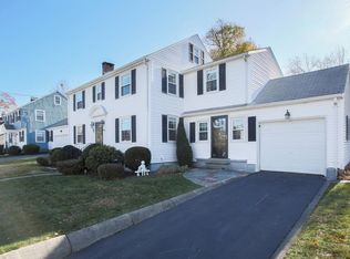 18 Kenilworth Rd, Milton, MA 02186
