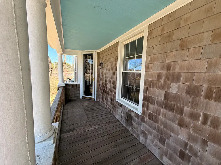 Side door