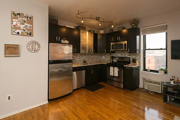 Sold by Owner | media 3
