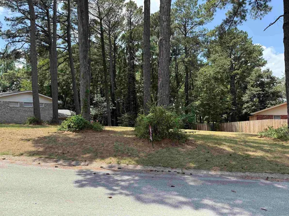 34 University Dr, Jonesboro, AR 72405