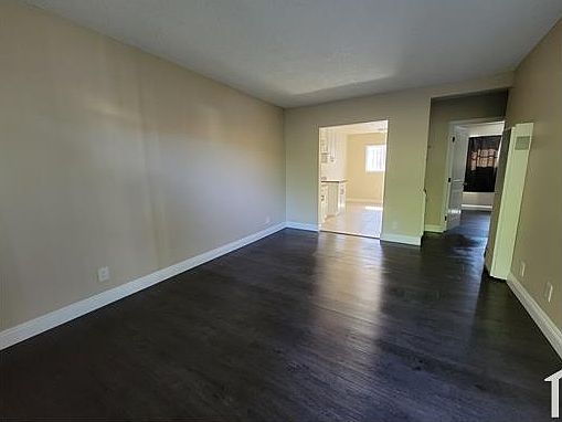 5th image of 1542 W 80th St APT 6