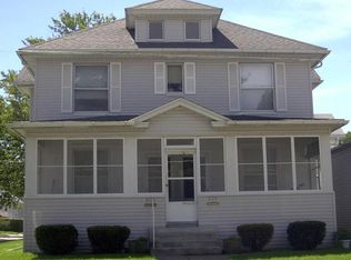 633 E Lombard St, Davenport, IA 52803