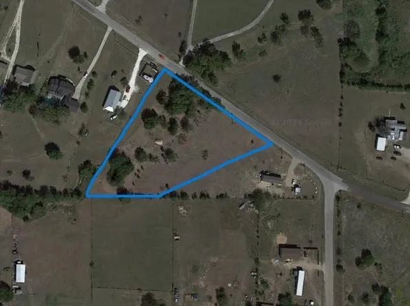 6027 Sky Rd, Joshua, TX 76058