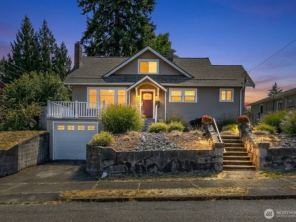 1st image of 916 Dwight Street