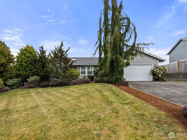 3730 Golden Eagle Loop SE, Olympia, WA 98513