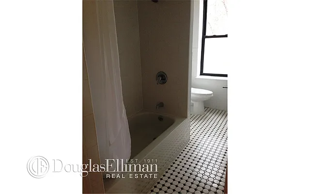 Rented by Douglas Elliman | media 50