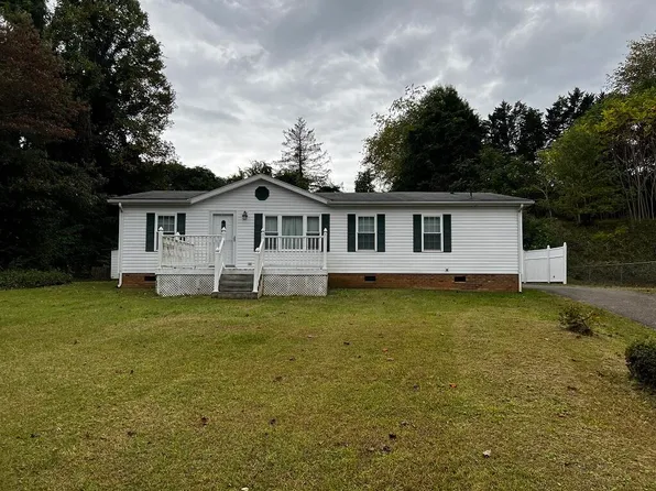 107 Spring Dr, Collinsville, VA 24078