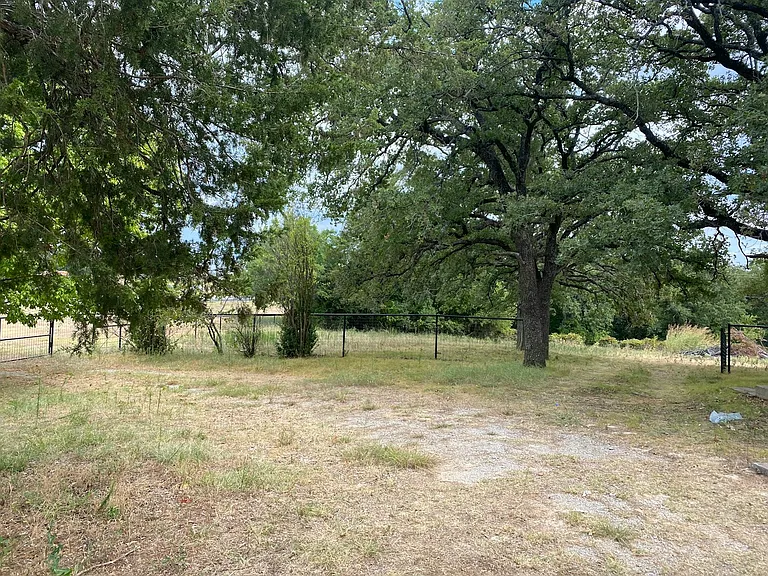 2397 S US Highway 287 — Photo 13