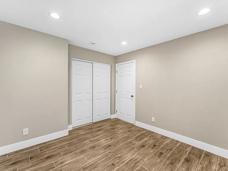2417 W Stanford St #1 — Photo 11