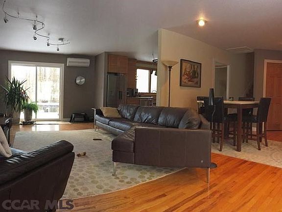 2nd image of 1980 Norwood Ln