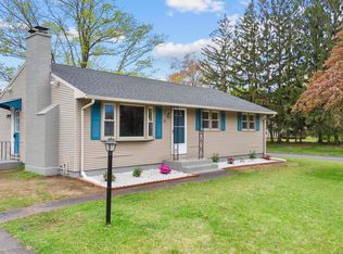 23 Lancer Dr, Enfield, CT 06082