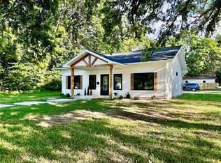 427 W Walnut St, Nevada, MO 64772