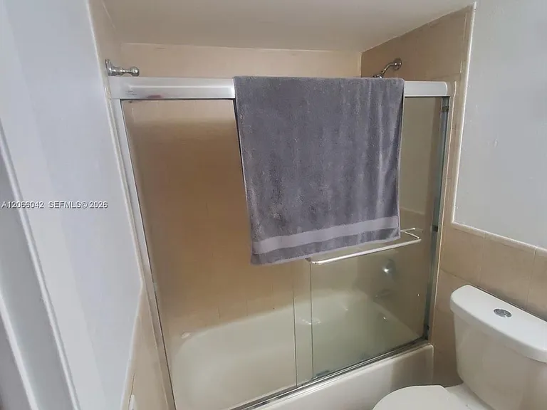 7151 Miami Lakes Dr #P36 — Photo 21