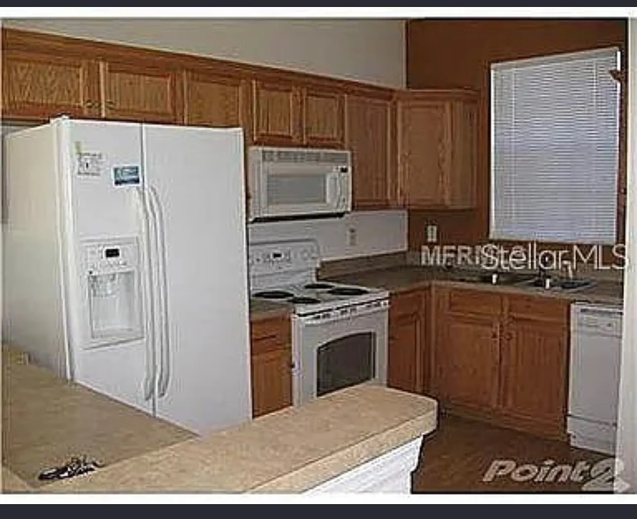 2 bed, 2.5 bath, 1152 sqft, $1,675 — Photo 2