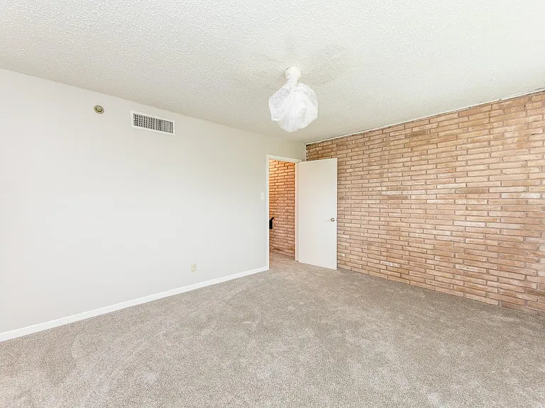 3809 N Braeswood Blvd #9 — Photo 19