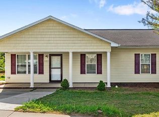 1609 Sunrise Valley Dr, Greensboro, NC 27405