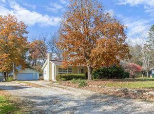 267 N Hackett Rd, Waterloo, IA 50701