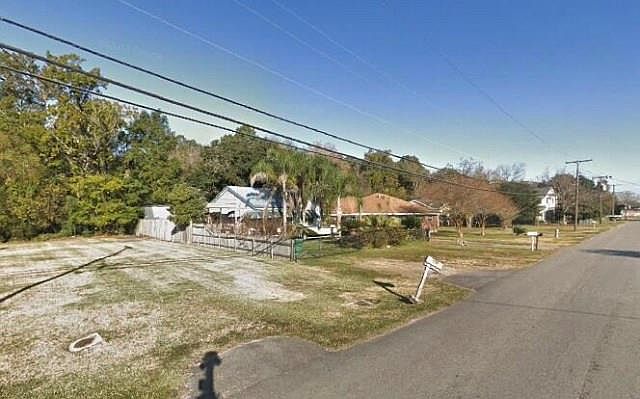 1st image of 1118 Oak Ave