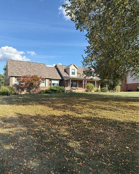 2nd image of 1646 Vizedom Rd