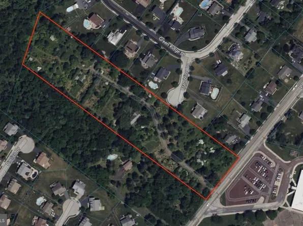 2015 Potshop Rd, Norristown, PA 19403