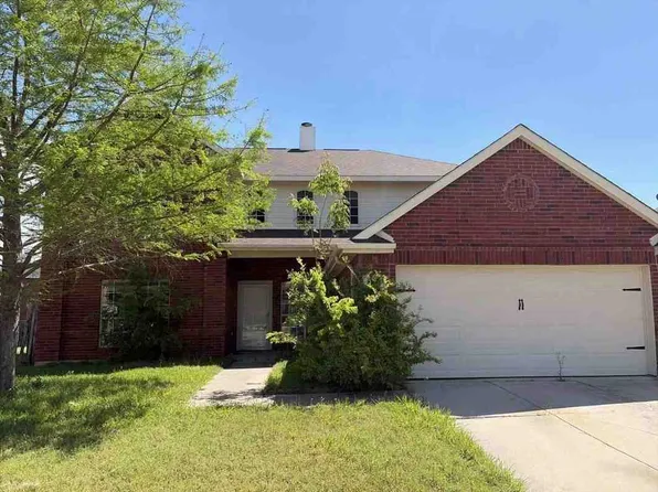 4741 Woodhaven Ln, Haltom City, TX 76137