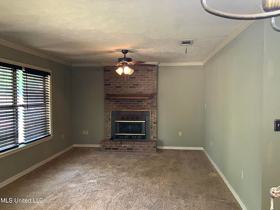 5th image of 207 Lindale St #A