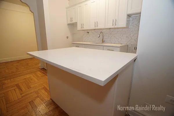 Rented by Norman Raindel, LREB | media 8