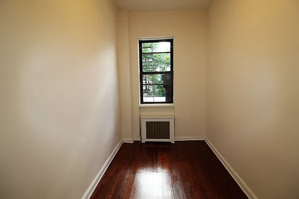 Rented by Compass | media 17