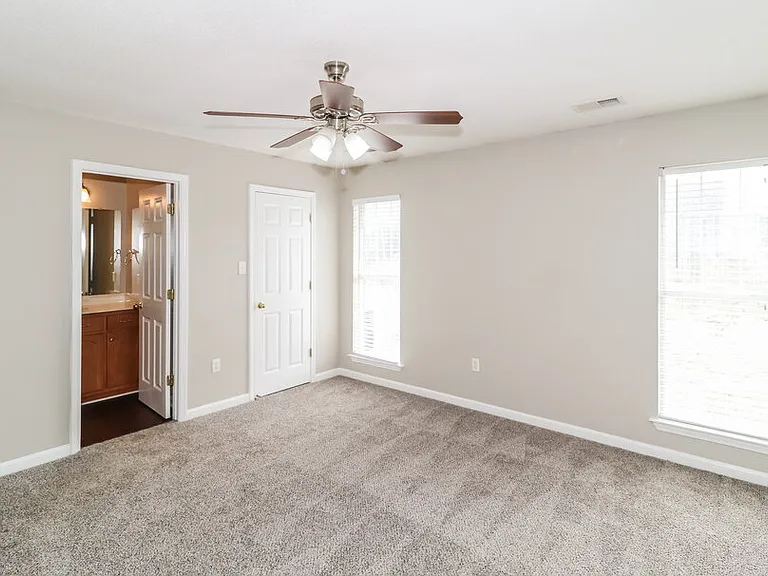 1741 Madison Ave — Photo 10